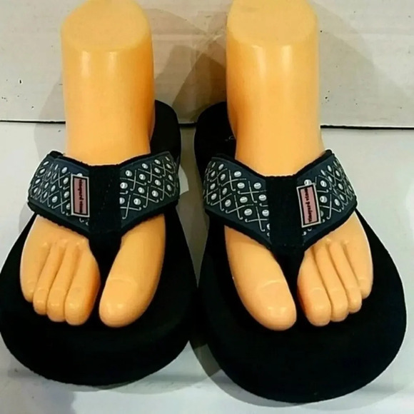 LADIES VINEYARD VINES NAVY FLIP‎ FLOPS (sz 5) - Picture 1 of 5